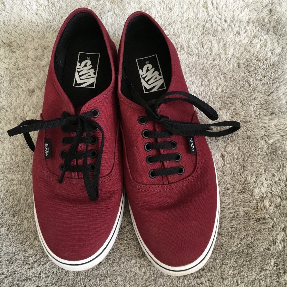 Authentic Lo Pro Vans Wine maroon Burgundy size 9